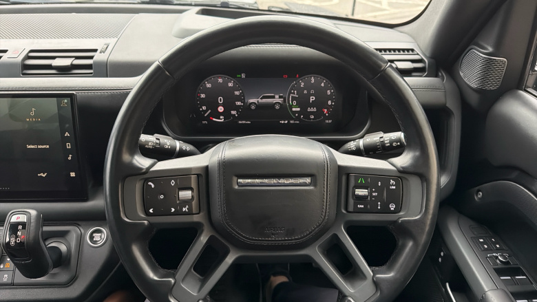 Land Rover Defender 2.0 P400e X 110 5dr Auto Estate